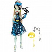 Monster High Кукла Френки Штейн Буниальные танцы с аксессуарами Monster High Кукла Френки Штейн Буниальные танцы с аксессуарами